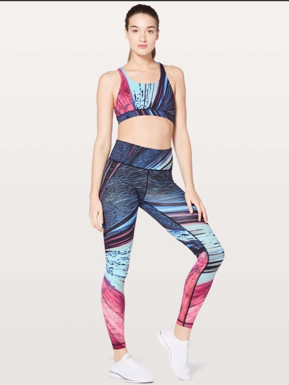 Lululemon • Speed Wunder Tight *Nulux • Size 8